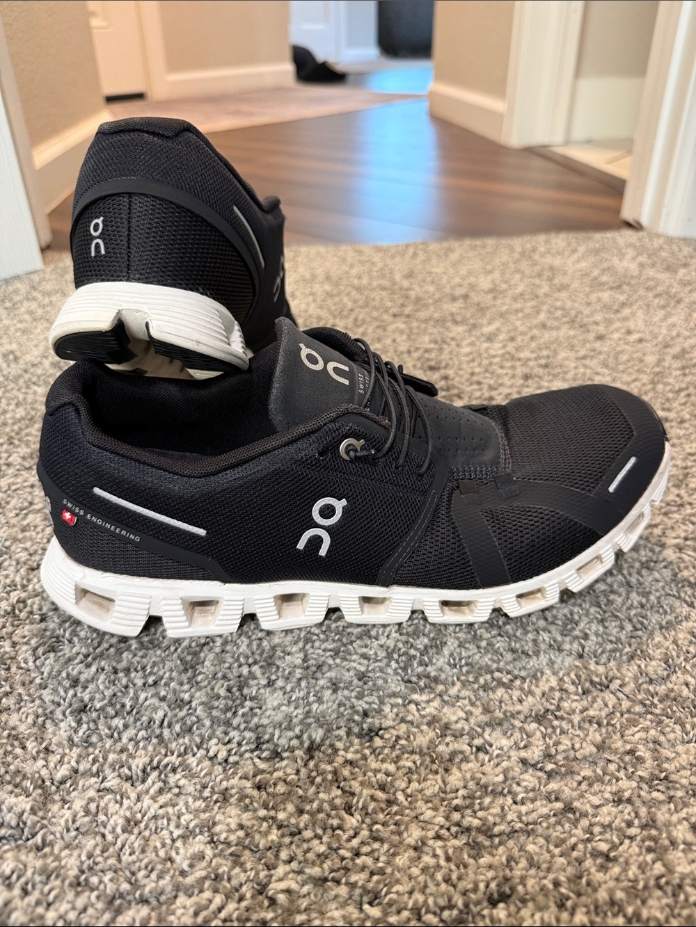 On Running Cloud 5 Sneakers